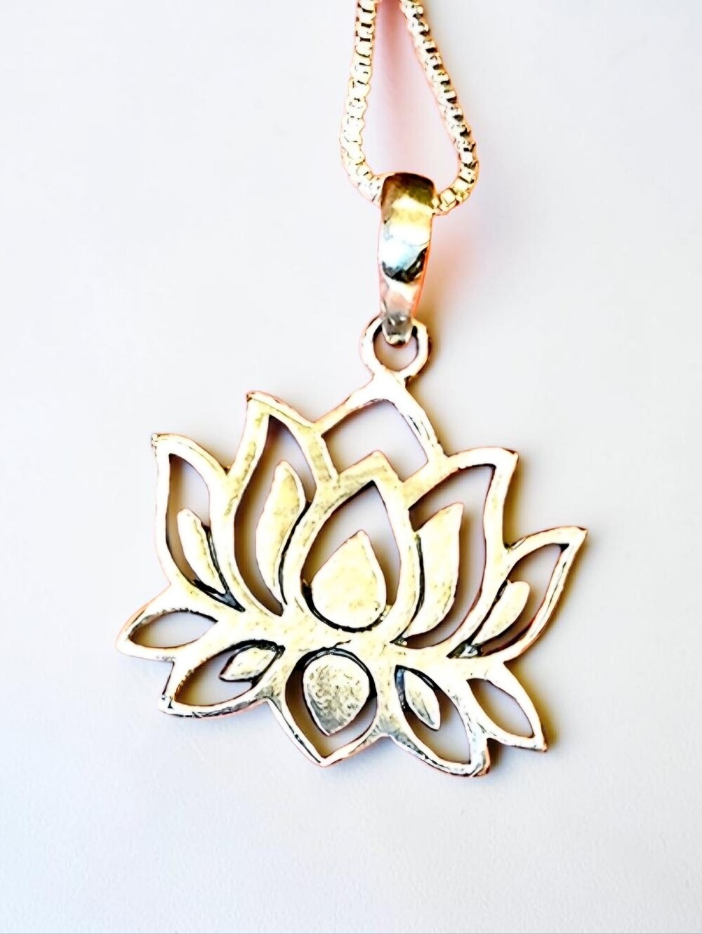 .925 Lotus flower on an 18 inch .925 sterling silver chain; NWOT